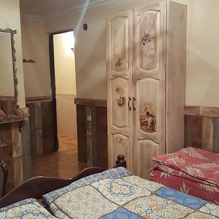 Magnoliia Hotel Sukhumi Bagian luar foto