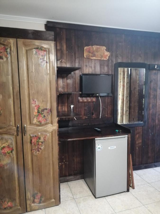 Magnoliia Hotel Sukhumi Bagian luar foto