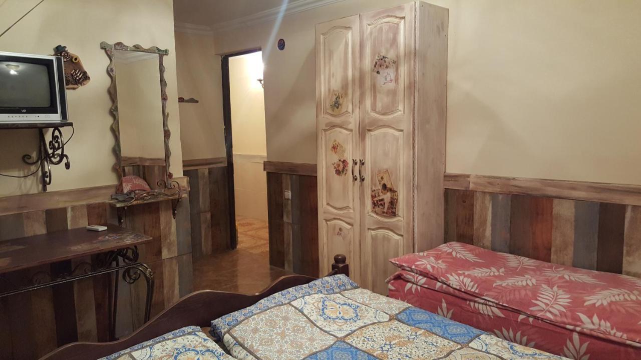 Magnoliia Hotel Sukhumi Bagian luar foto