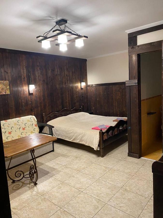 Magnoliia Hotel Sukhumi Bagian luar foto