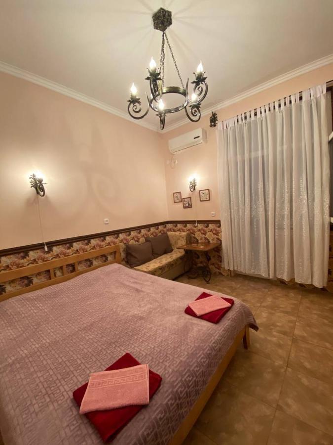 Magnoliia Hotel Sukhumi Bagian luar foto